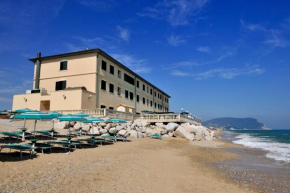 Гостиница Hotel Il Brigantino  Порто Ресанатич 